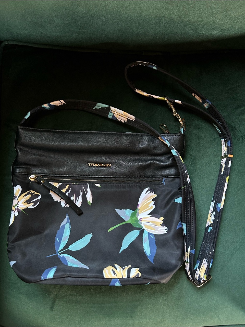 Travelon Antitheft Black Floral Crossbody